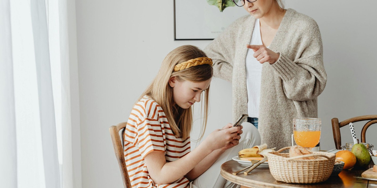 Parental Manipulation in Divorce: Recognizing and Countering Tactics