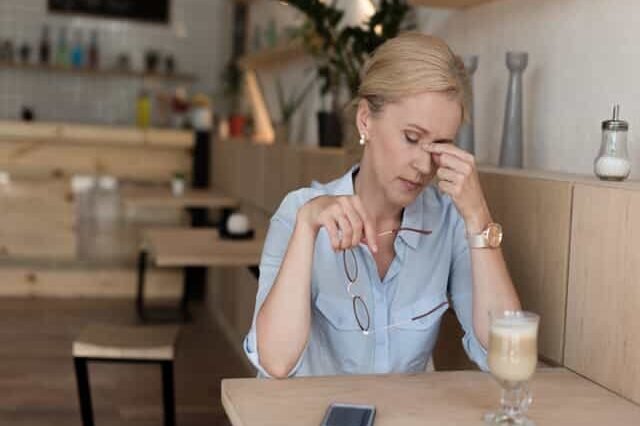 13 Ways to Stop Overthinking Your Relationship