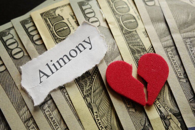 Alimony and Legal Issues When Getting a Divorce While Living With Someone Else