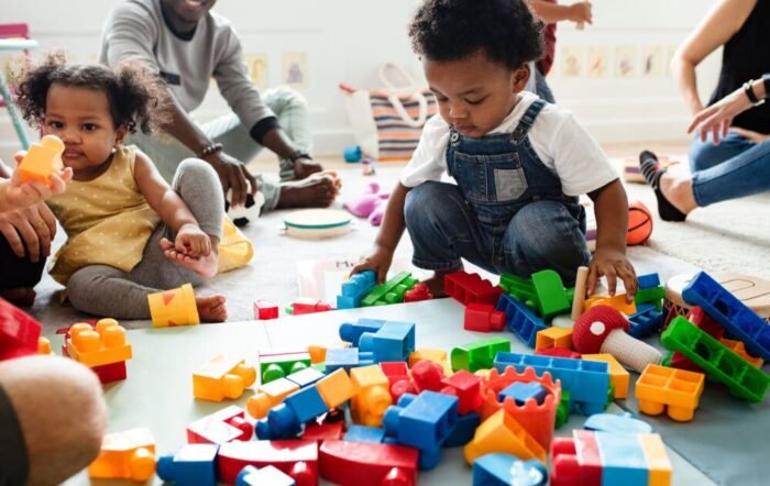 Dividing Childcare Costs According to the Child Support Guidelines Dividing Childcare Costs According to the Child Support Guidelines