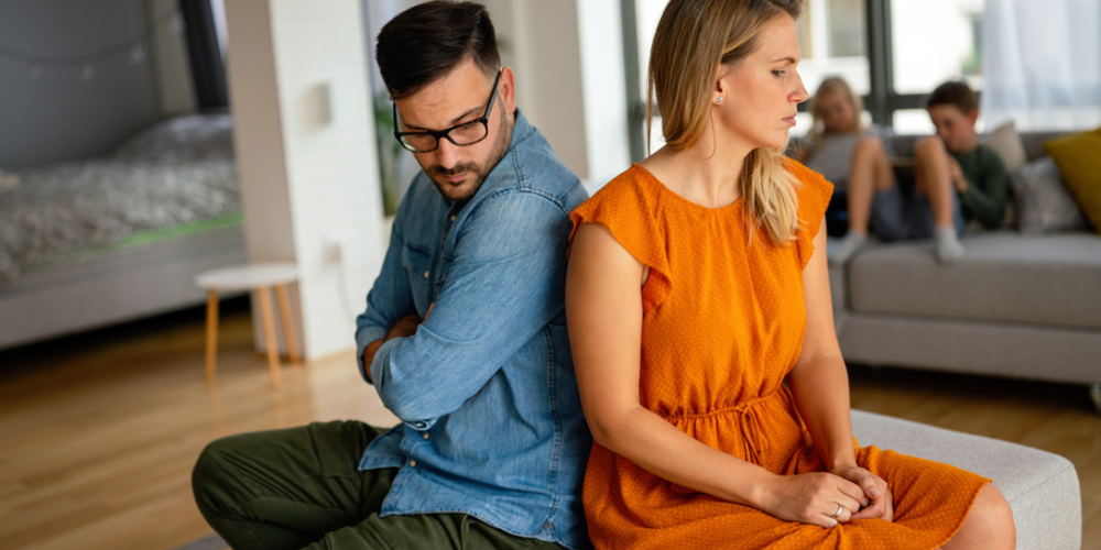 How to Keep Your Divorce Private When You’re In the Public Eye How to Keep Your Divorce Private When You're In the Public Eye