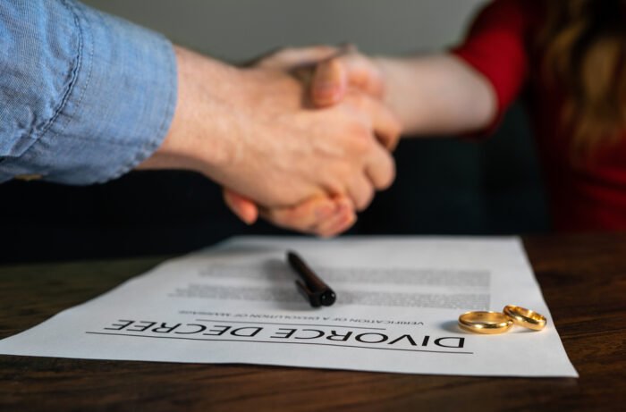 How Do I Serve Divorce Papers on My Spouse in New Jersey? How Do I Serve Divorce Papers on My Spouse in New Jersey?