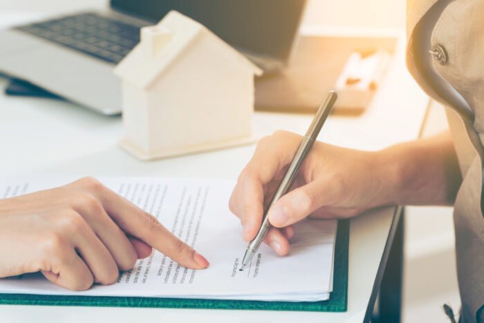 Real Estate and Divorce- Who Gets the House in a High-Asset NJ Divorce? Real Estate and Divorce: Who Gets the House in a High-Asset NJ Divorce?